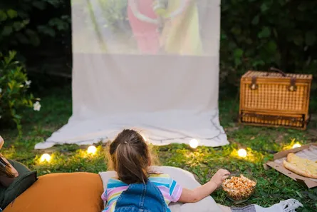 Celebrate Under the Stars with these Festive Home Ideas