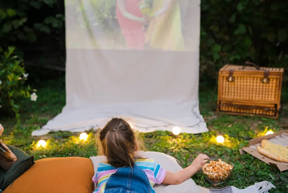 Celebrate Under the Stars with these Festive Home Ideas