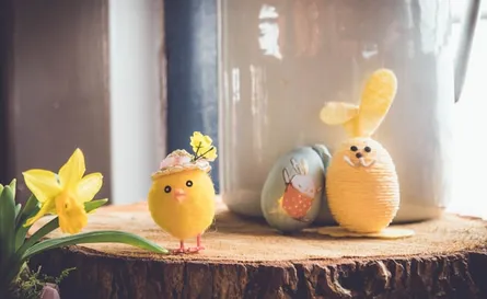 Hop Into Spring with These Festive Easter Decorating Tips